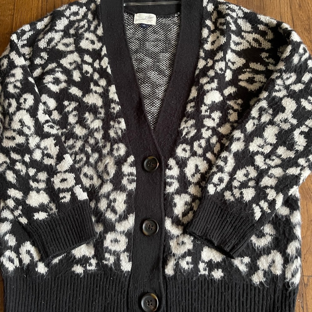 cardigan leopard print